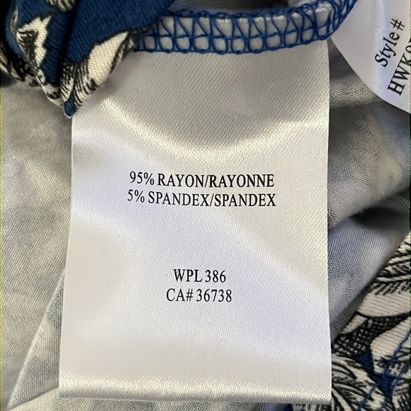 Haggar Clothing Petite 3/4 Sleeve Boatneck Tee Floral Print Stretch - Picture 10 of 11